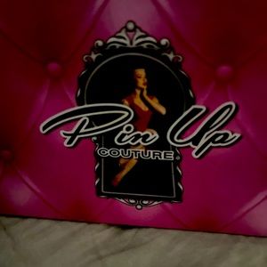 Pin up Betty leather heels